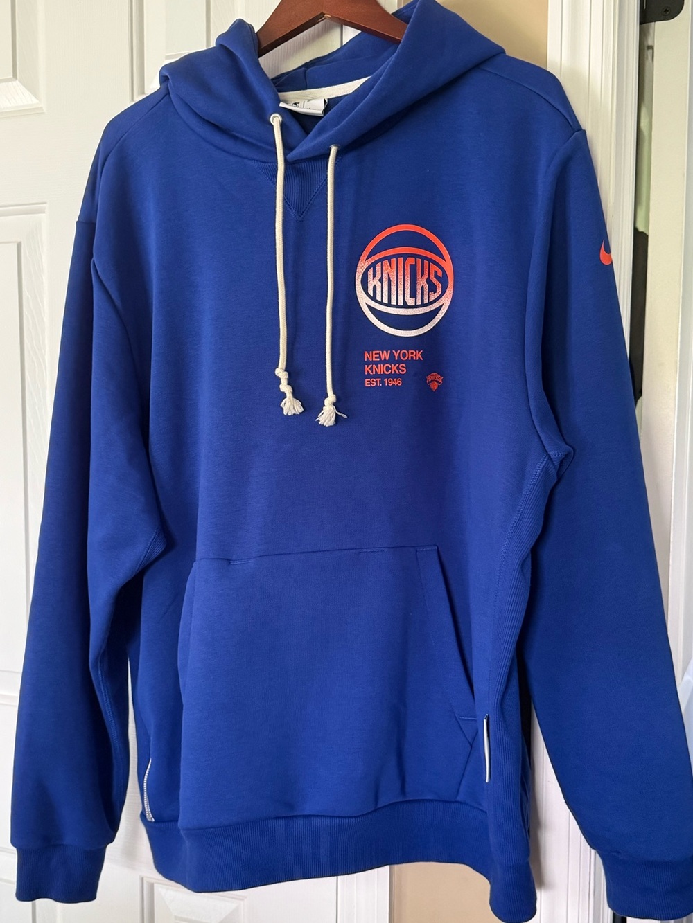 New York Knicks Nike Courtside Standard Issue Premium Performance Pullover XXL
